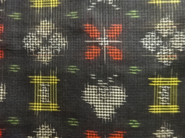 JAPANESE KIMONO / ANTIQUE KIMONO / SILK / DORO OSHIMA TSUMUGI / WOVEN ABSTRACT FLOWER